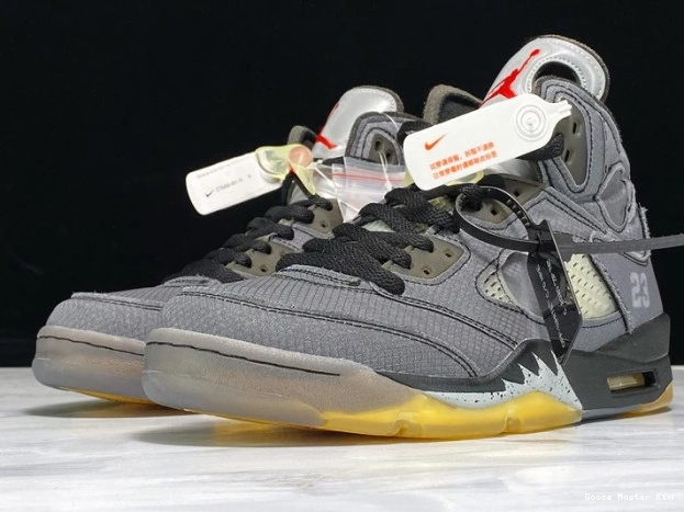 Off-White Air CT8480-001 x Black Jordan 5 0520